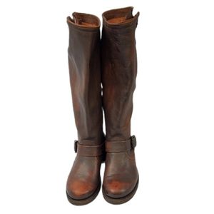 Frye brown leather Veronica slouch harness riding boots size 6